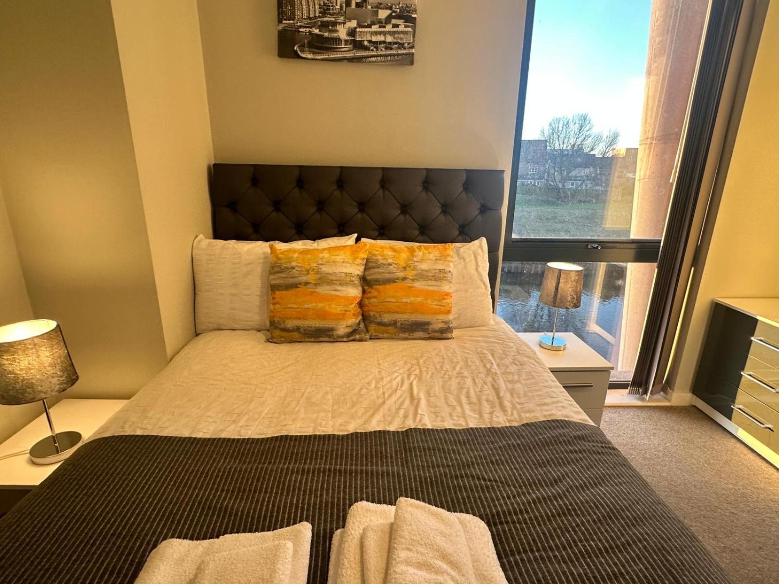 Adelphi Wharf Apartments By Beehosting مانشستر المظهر الخارجي الصورة